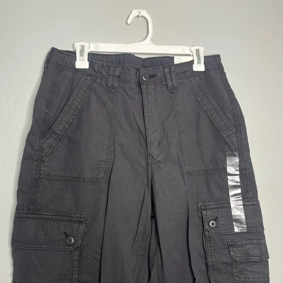 American Eagle Black Stretch Baggy Jogger High Rise Cargo Utility Pants NWT P - Picture 3 of 8